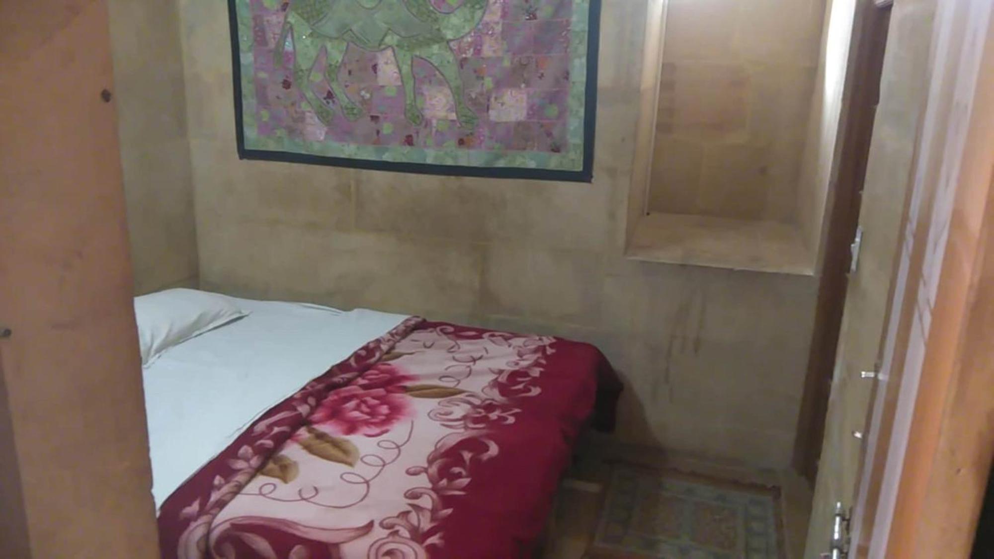 Hotel Oasis Haveli Jaisalmer (Adults Only) Szoba fotó
